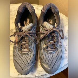Brooks Adrenaline 20 Women’s Running Shoes Gray 9.5